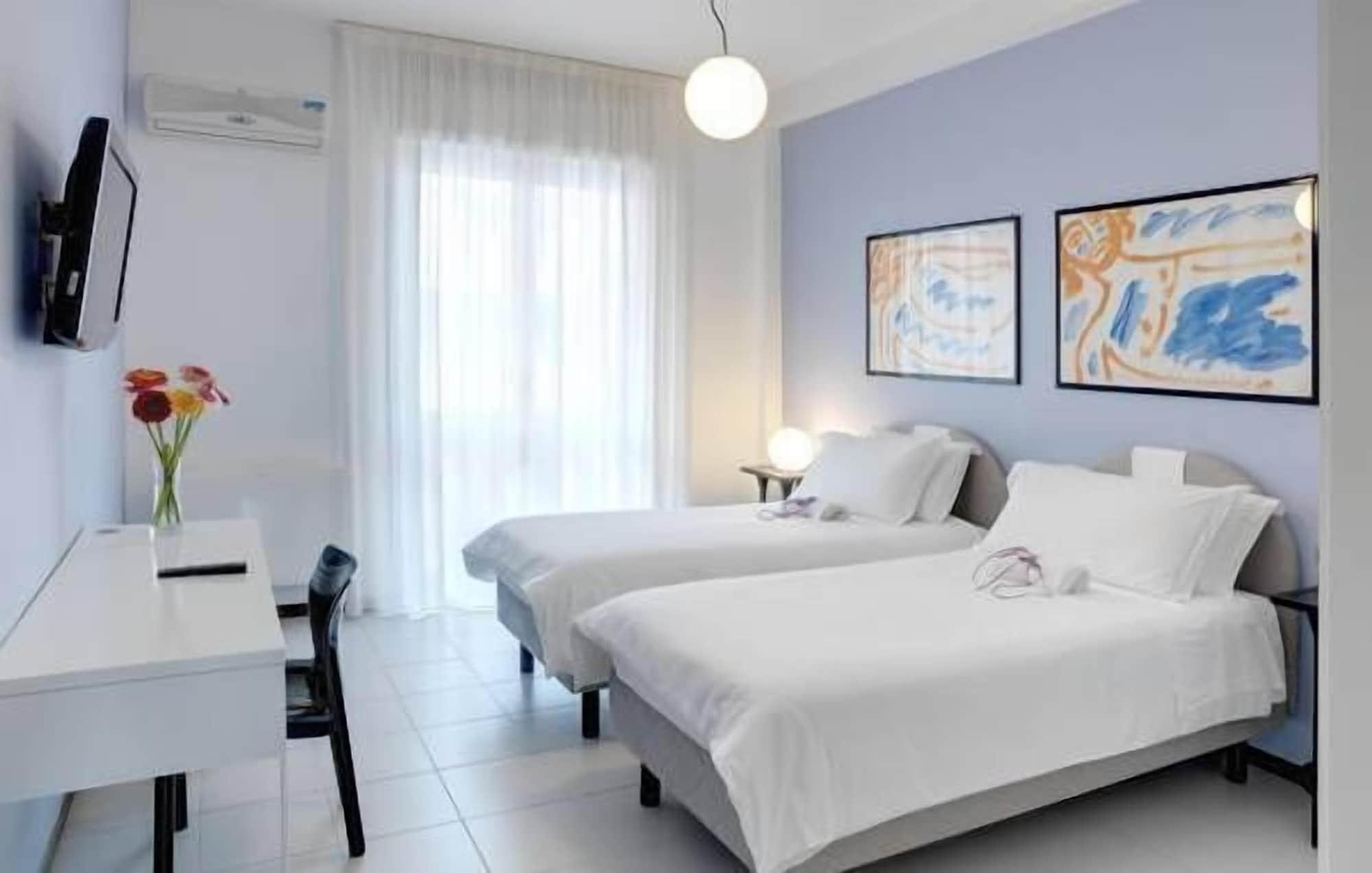 Hotel Zenit Salento Lecce Exterior foto
