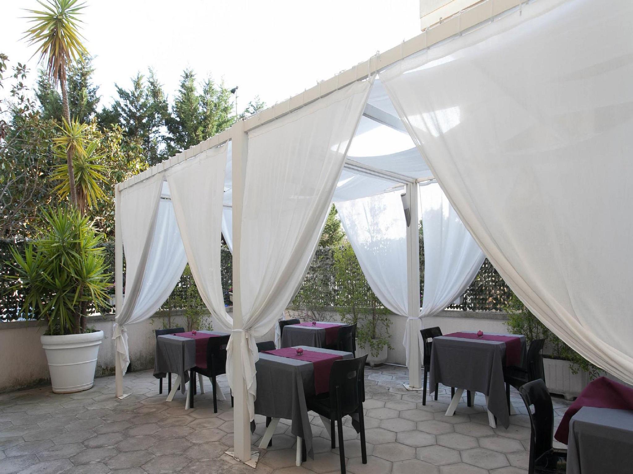 Hotel Zenit Salento Lecce Exterior foto