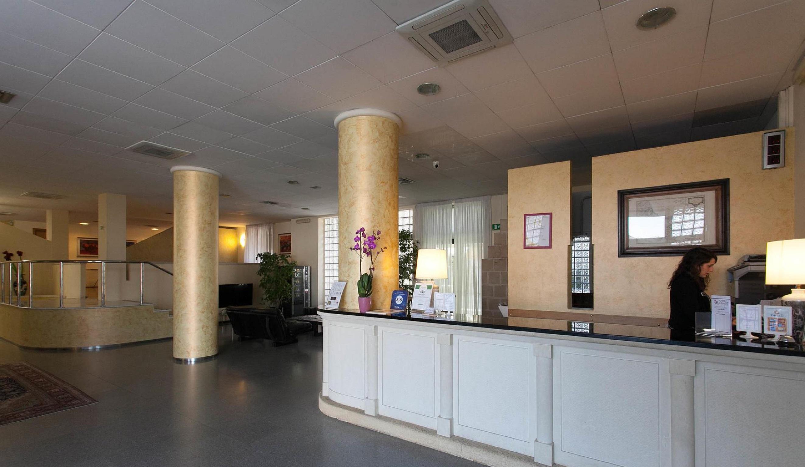 Hotel Zenit Salento Lecce Exterior foto